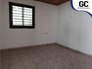 Se vende casa en el centro soledad