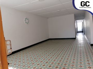 Se vende casa en el centro soledad
