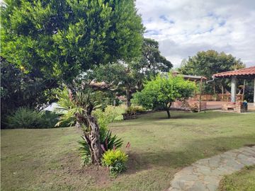 vendo casa finca campestre Rionegro llano grande via la Ceja 1.280 m2