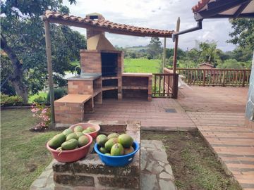 vendo casa finca campestre Rionegro llano grande via la Ceja 1.280 m2