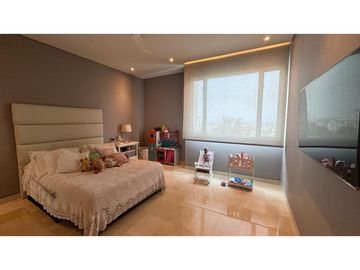 VENDO ESPECTACULAR APARTAMENTO EN BUEN SECTOR DE LA CIUDAD