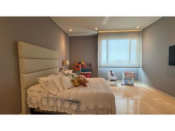 VENDO ESPECTACULAR APARTAMENTO EN BUEN SECTOR DE LA CIUDAD