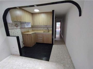 Se vende casa de dos pisos más terraza Brisas de los lamos Norte Cali
