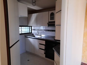 LUXA VENDE CASA BARRIO CATAY EN CONJUNTO