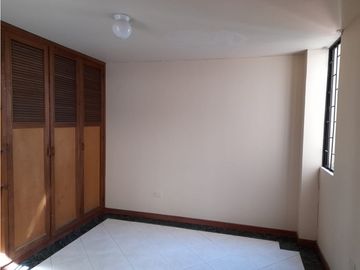 LUXA VENDE CASA BARRIO CATAY EN CONJUNTO