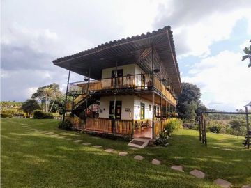 Se Vende Hotel Sector Parque del Café Montenegro