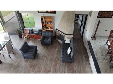 VENDO FINCA 10 MIL MTS UNIDAD CERRADA VIA A LA CEJA CH
