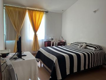 Venta de casa con aparta-estudio conjunto cerrado Postobón-Santa Marta