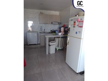 Se vende casa duplex barrio los almendros