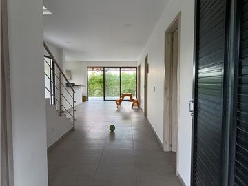 VENTA HERMOSA CASA PARA ESTRENAR EN CONDOMINIO COMBIA PEREIRA