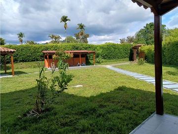 VENTA HERMOSA CASA PARA ESTRENAR EN CONDOMINIO COMBIA PEREIRA