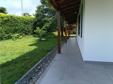 VENTA HERMOSA CASA PARA ESTRENAR EN CONDOMINIO COMBIA PEREIRA