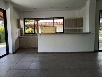 VENTA HERMOSA CASA PARA ESTRENAR EN CONDOMINIO COMBIA PEREIRA