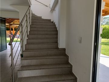 VENTA HERMOSA CASA PARA ESTRENAR EN CONDOMINIO COMBIA PEREIRA