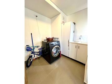 VENTA APARTAMENTO LOMA DE LAS BRUJAR