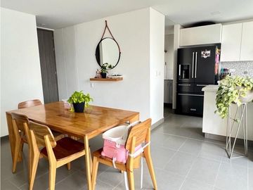 VENTA APARTAMENTO LOMA DE LAS BRUJAR