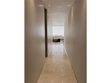 SE VENDE APARTAMENTO EN EL BOULEVARD DE LA CARRERA 51 EN BARRANQUILLA