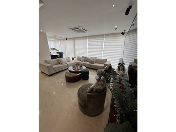 SE VENDE APARTAMENTO EN EL BOULEVARD DE LA CARRERA 51 EN BARRANQUILLA