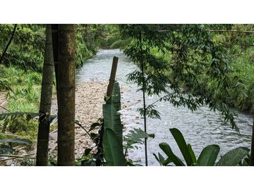VENTA FINCA CON PISCINA SECTOR ULLOA VALLE