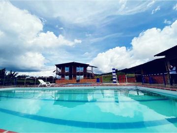 Estadero en venta en DAGUA valle