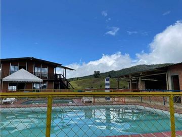 Estadero en venta en DAGUA valle
