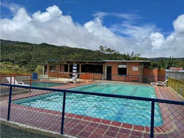 Estadero en venta en DAGUA valle