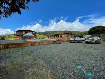 Estadero en venta en DAGUA valle