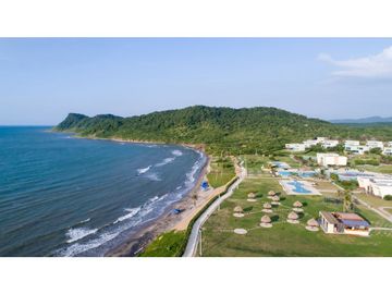 EN VENTA casa de playa AMOBLADA en Aguamarina Beach Resort | Atlántico