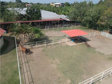Hermosa finca de 6.400m2 en venta / permuta Rozo Valle Colombia