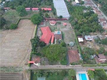 Hermosa finca de 6.400m2 en venta / permuta Rozo Valle Colombia
