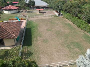 Hermosa finca de 6.400m2 en venta / permuta Rozo Valle Colombia