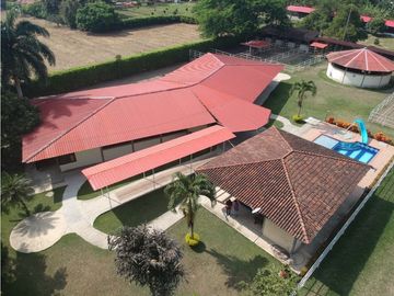 Hermosa finca de 6.400m2 en venta / permuta Rozo Valle Colombia