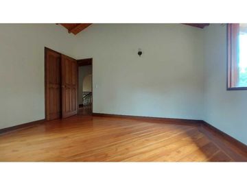Vendo Casa Campestre en Fizebad, El Retiro Antioquia