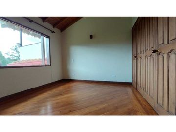 Vendo Casa Campestre en Fizebad, El Retiro Antioquia