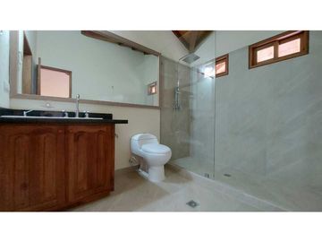 Vendo Casa Campestre en Fizebad, El Retiro Antioquia