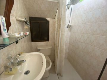 Se vende - permuta casa amplia de una planta Barrio Obrero Palmira