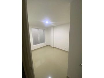 Se vende casa de dos pisos más terraza Barrio El Bosque Palmira Valle