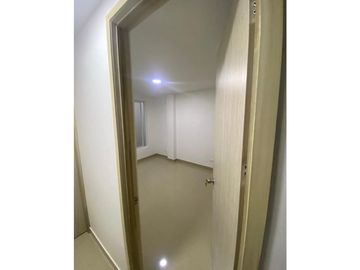 Se vende casa de dos pisos más terraza Barrio El Bosque Palmira Valle