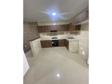 Se vende casa de dos pisos más terraza Barrio El Bosque Palmira Valle