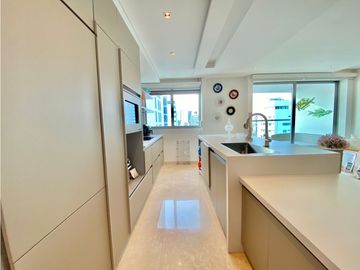 VENTA Apartamento en Castillogrande, Edificio Positano