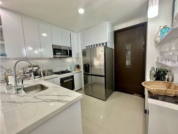 VENDO APARTAMENTO REMODELADO EN CARTAGENA EN CASTILLOGRANDE