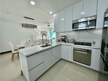 VENDO APARTAMENTO REMODELADO EN CARTAGENA EN CASTILLOGRANDE