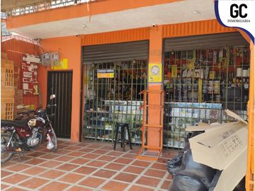 Se vende apartamentos + local / soledad 2000