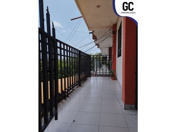 Se vende apartamentos + local / soledad 2000