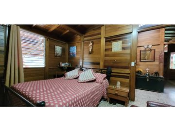 EN VENTA FINCA EN LA CEJA  A UN KILOMETRO DEL PARQUE