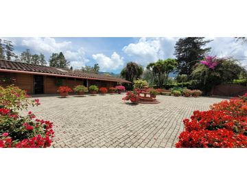 EN VENTA FINCA EN LA CEJA  A UN KILOMETRO DEL PARQUE