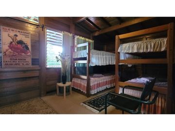 EN VENTA FINCA EN LA CEJA  A UN KILOMETRO DEL PARQUE