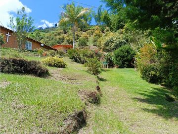 Finca en venta en El Peñol - Vereda La Hélida