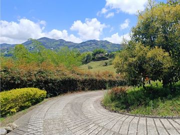 Finca en venta en El Peñol - Vereda La Hélida