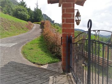 Finca en venta en El Peñol - Vereda La Hélida